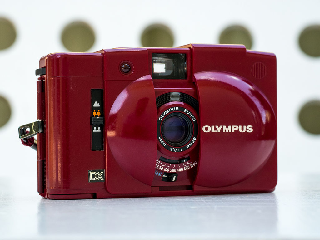 Olympus XA3 – Red cameras go faster - Photo Thinking - Camera Review