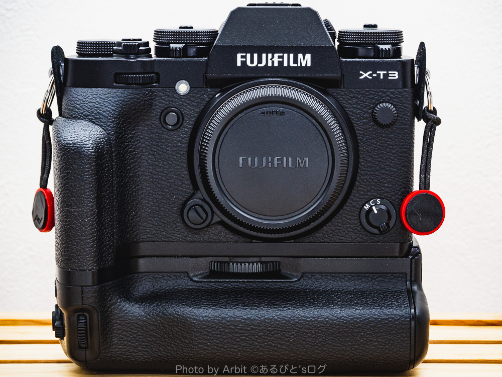 FUJIFILM X-T3用】縦位置バッテリーグリップVGーXT3レビュー: ホールド