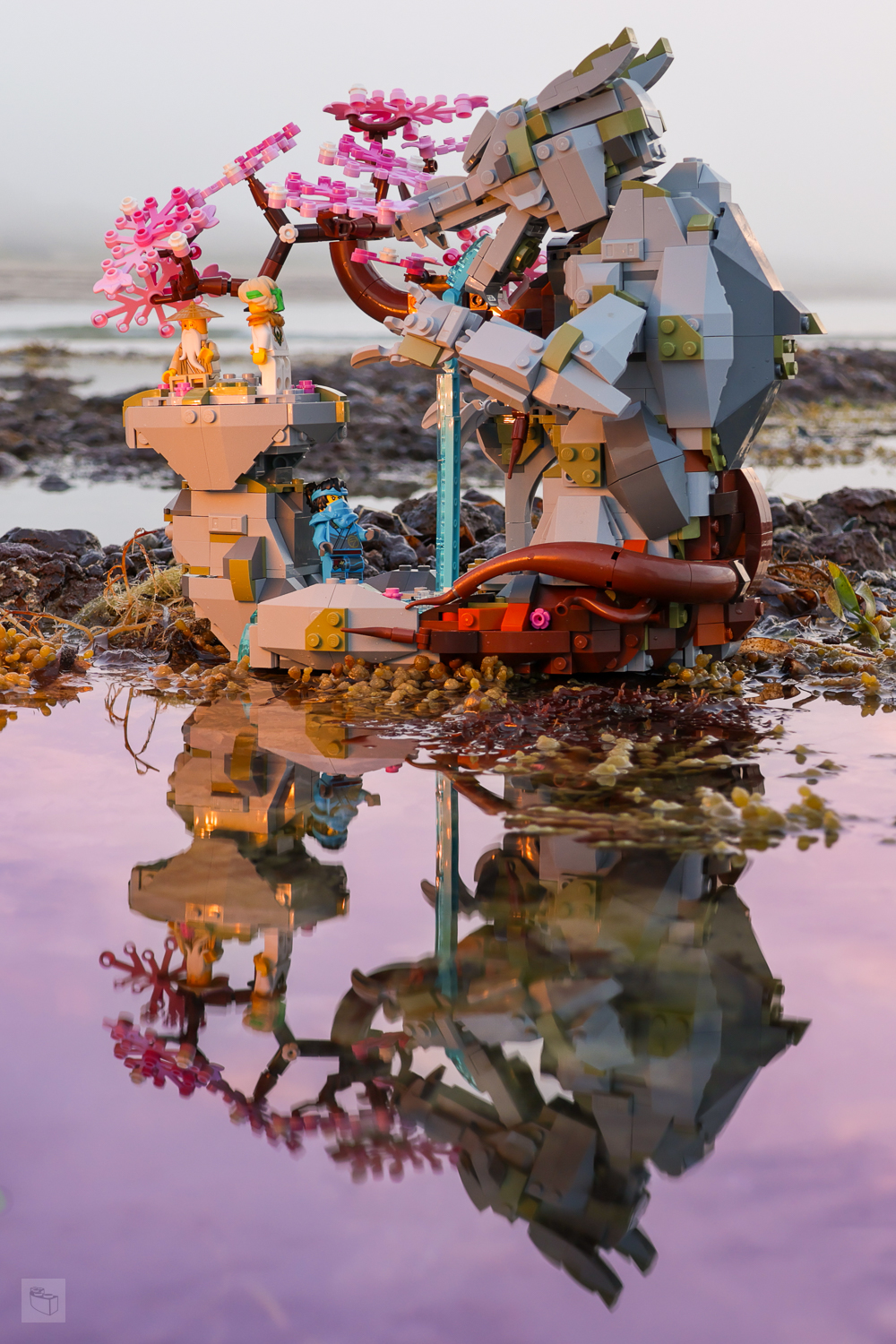 71819 Dragon Stone Shrine: Review and Seaside Photography | The