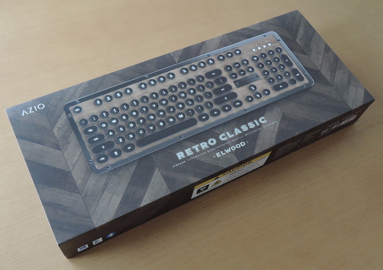 Azio Retro Classic レビュー － レトロで贅を尽くした素材をまとった