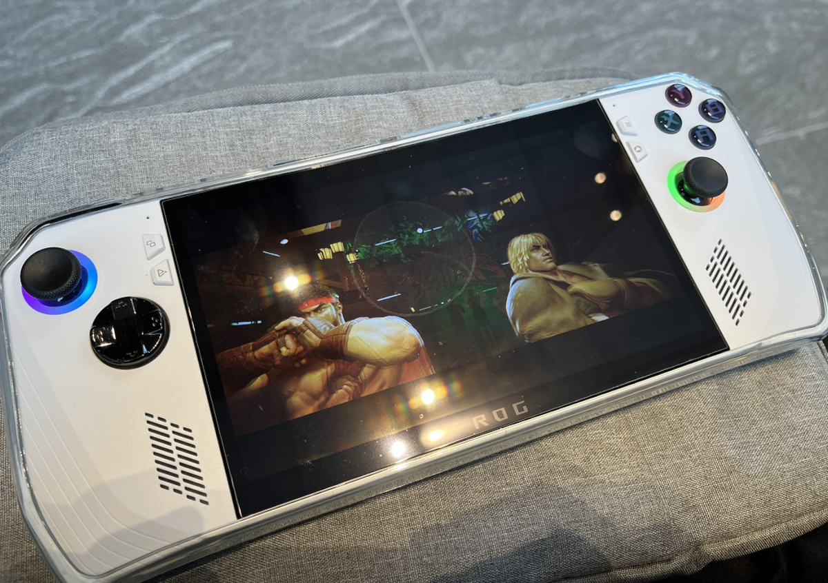 ASUS ROG Allyの中古品を購入しました。今も最強クラスの性能、PC