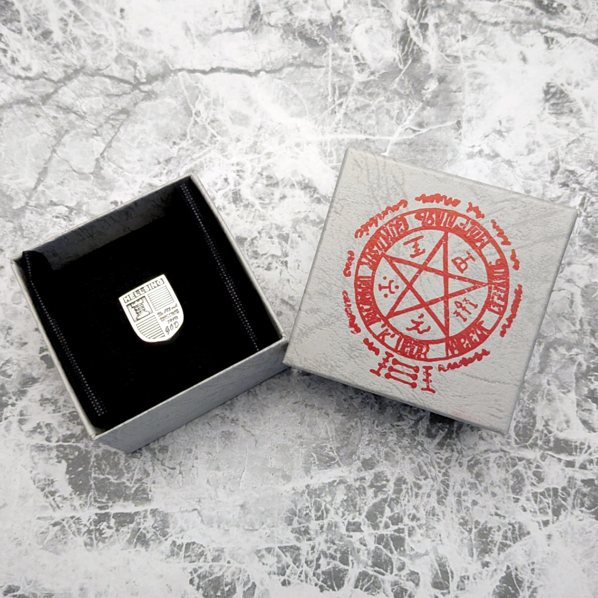 HELLSING/平野耕太 先生 コラボアクセ発売！ | 平野耕太 大博覧会