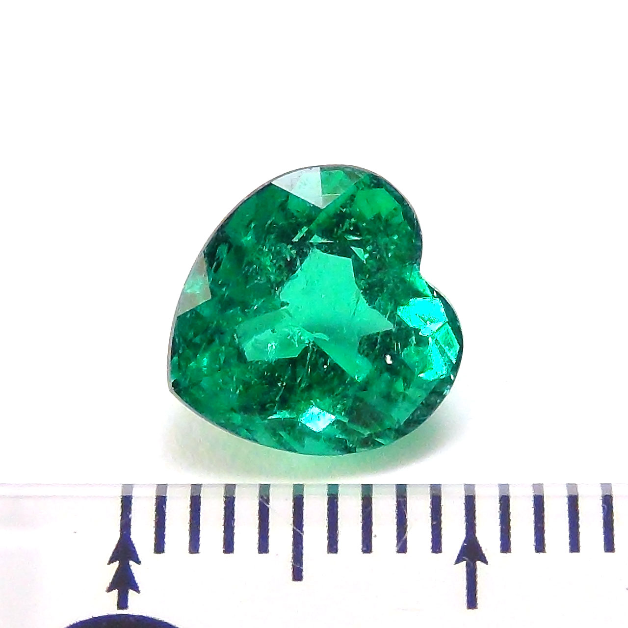 ハートシェイプ エメラルド 入荷 | アトリエ・エヌツー ジュエリー日記