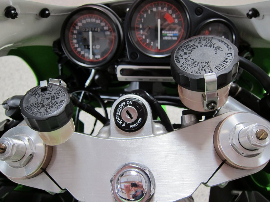 Homologation Special – 1991 Kawasaki Ninja ZX-7R K1 | Bike-urious