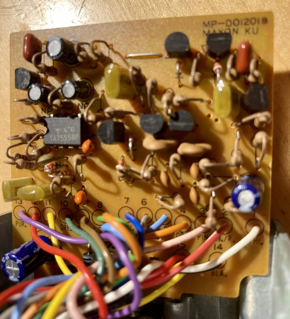 TSクローン4号機（TS808 筐体変更?）の基板観察＆Ibanez TS9 1st