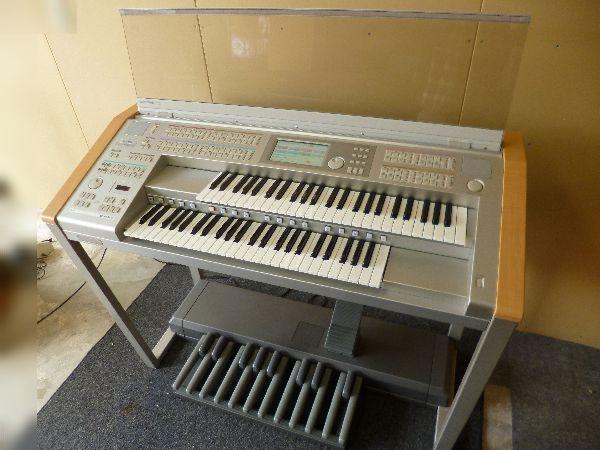 中古で購入ヤマハ ステージア（ELS-01C、ELS-01）Type Uにする？しない