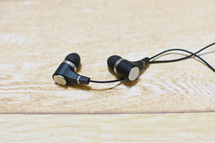 NTTの特許技術で声だけを届ける！有線イヤホン「nwm Voice Buds」を