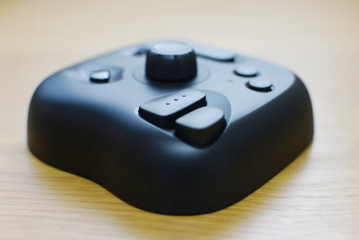 左手デバイス「TourBox Lite」実機レビュー！コスパ良好、効率化に