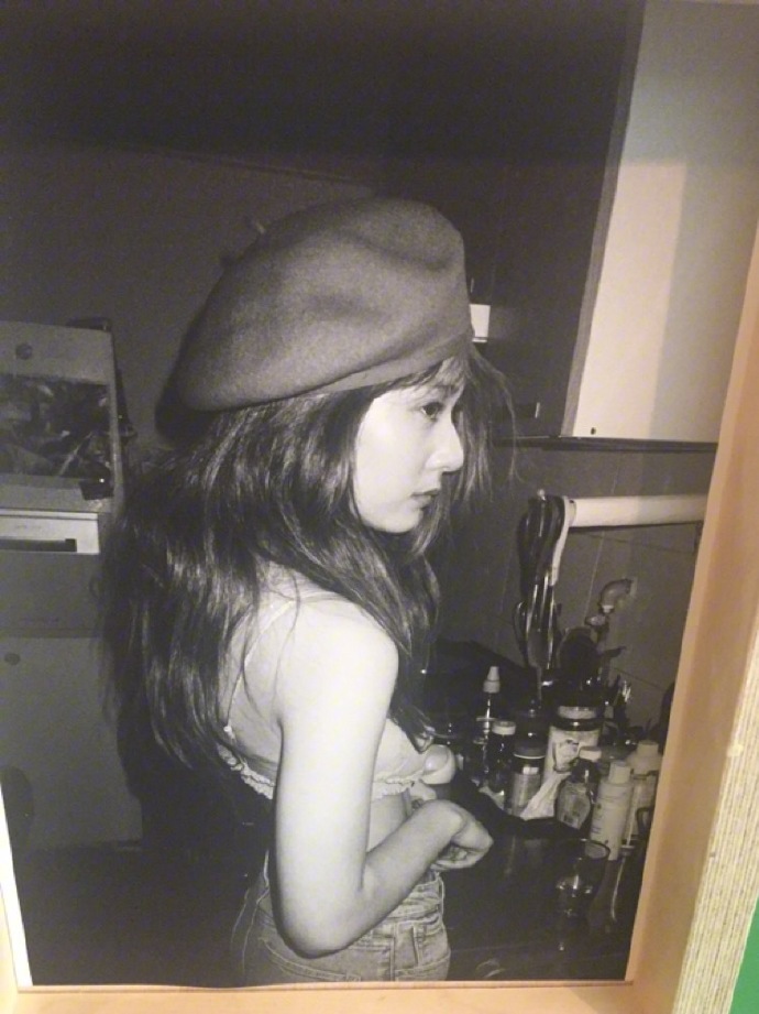 170218 f(Krystal) = 'I Don't Wanna Love You' Exhibition/Photobook