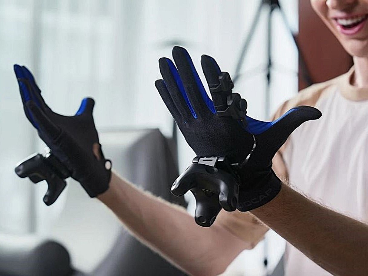 UDCAP VR Gloves: Ditch the controllers when playing VR - Techigar