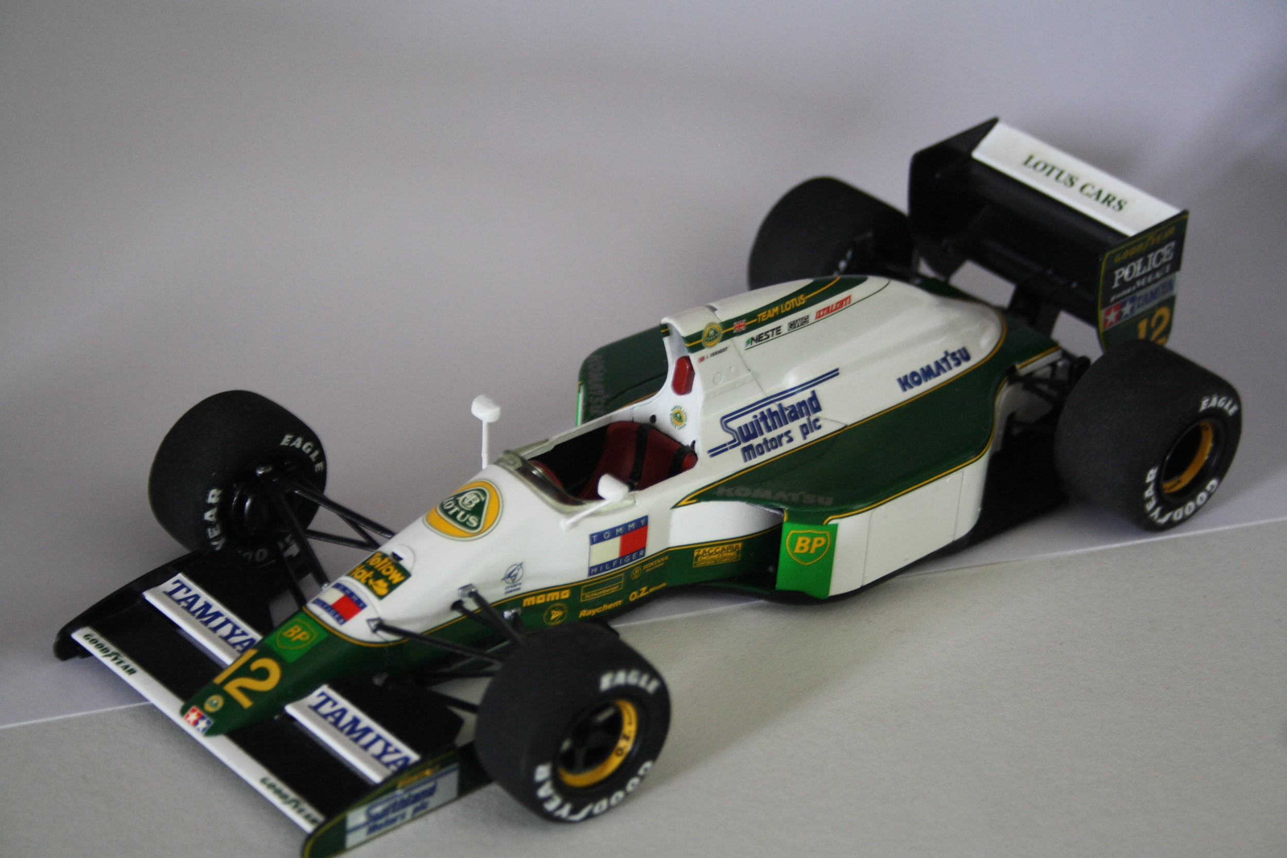 Tamiya Lotus 102B model kit - build diary, photos, tips and advice