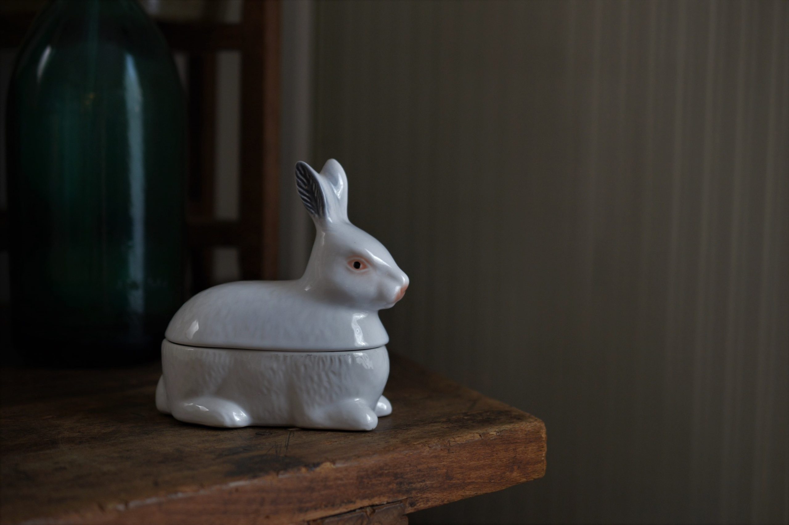 白い兎のテリーヌポット Michel Caugant faïence France – Tsubame Märkt