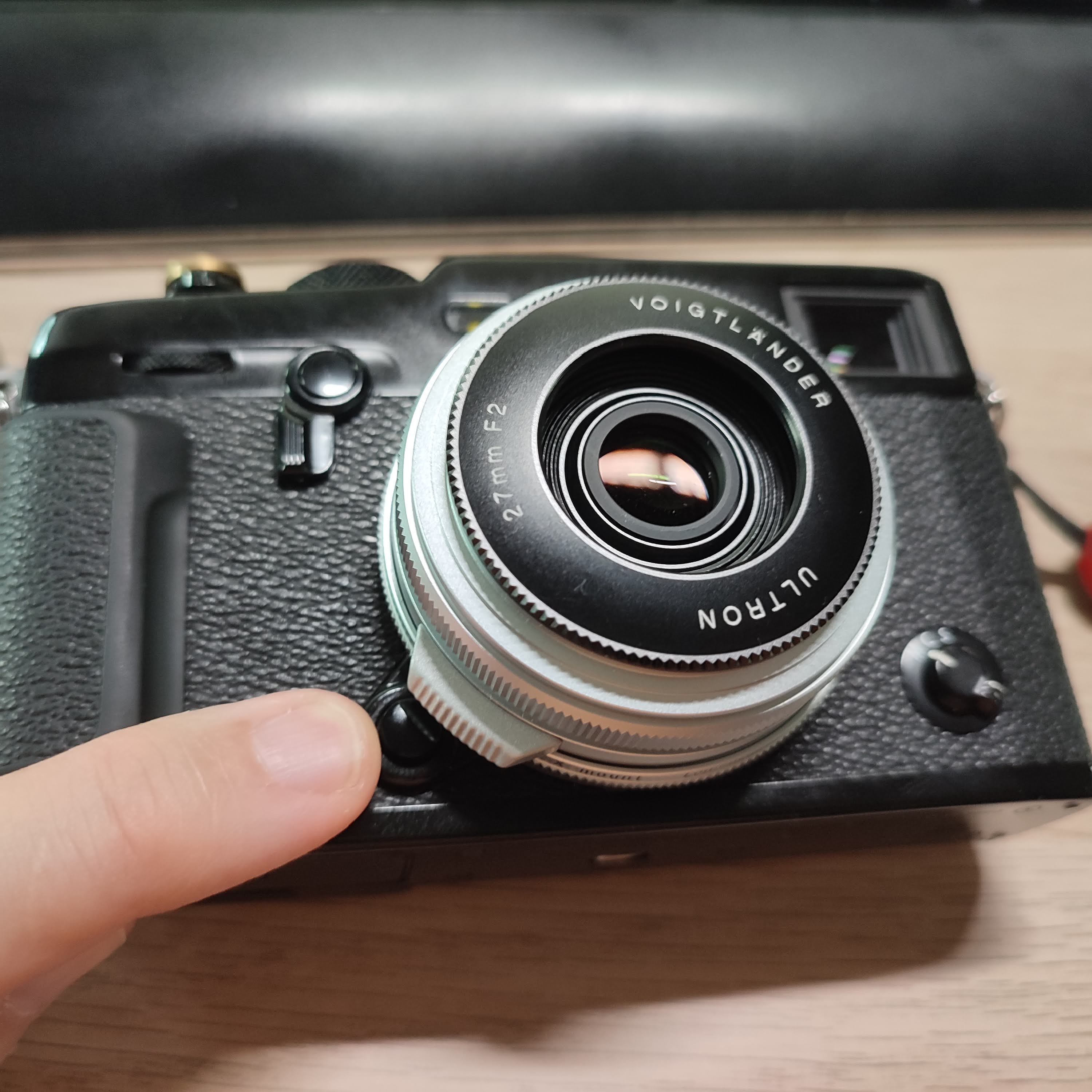 Voigtländer Ultron 27mm f/2 X Review