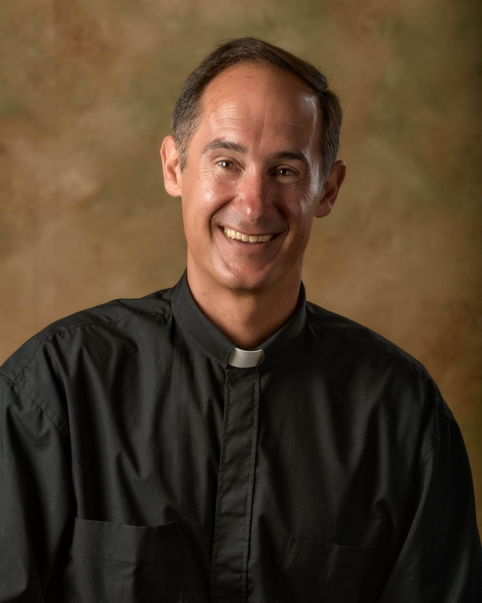 Alumni priest comes full circle – USD Student Media