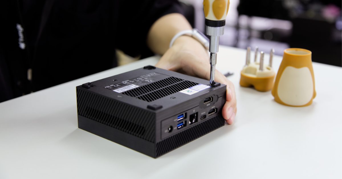 拡張性と省スペースを両立！「ASUS MiniPC PN60」シリーズのベアボーン