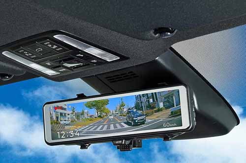 コムテック ZDR048』レビュー評価：ZDR038との違いは意外なところに