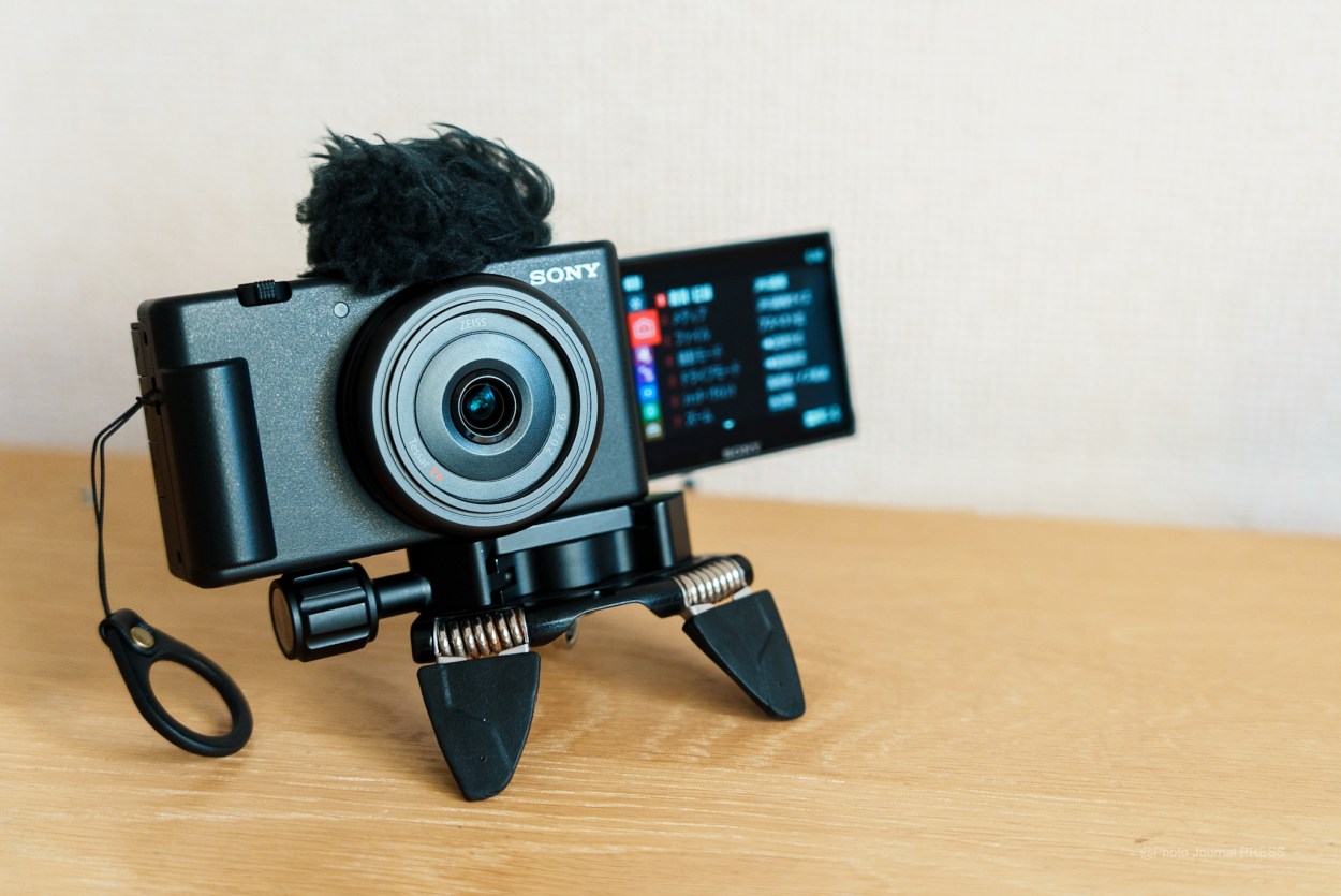 ZV-1F おすすめアクセサリー / SDカードやバッテリー 保護シートなど