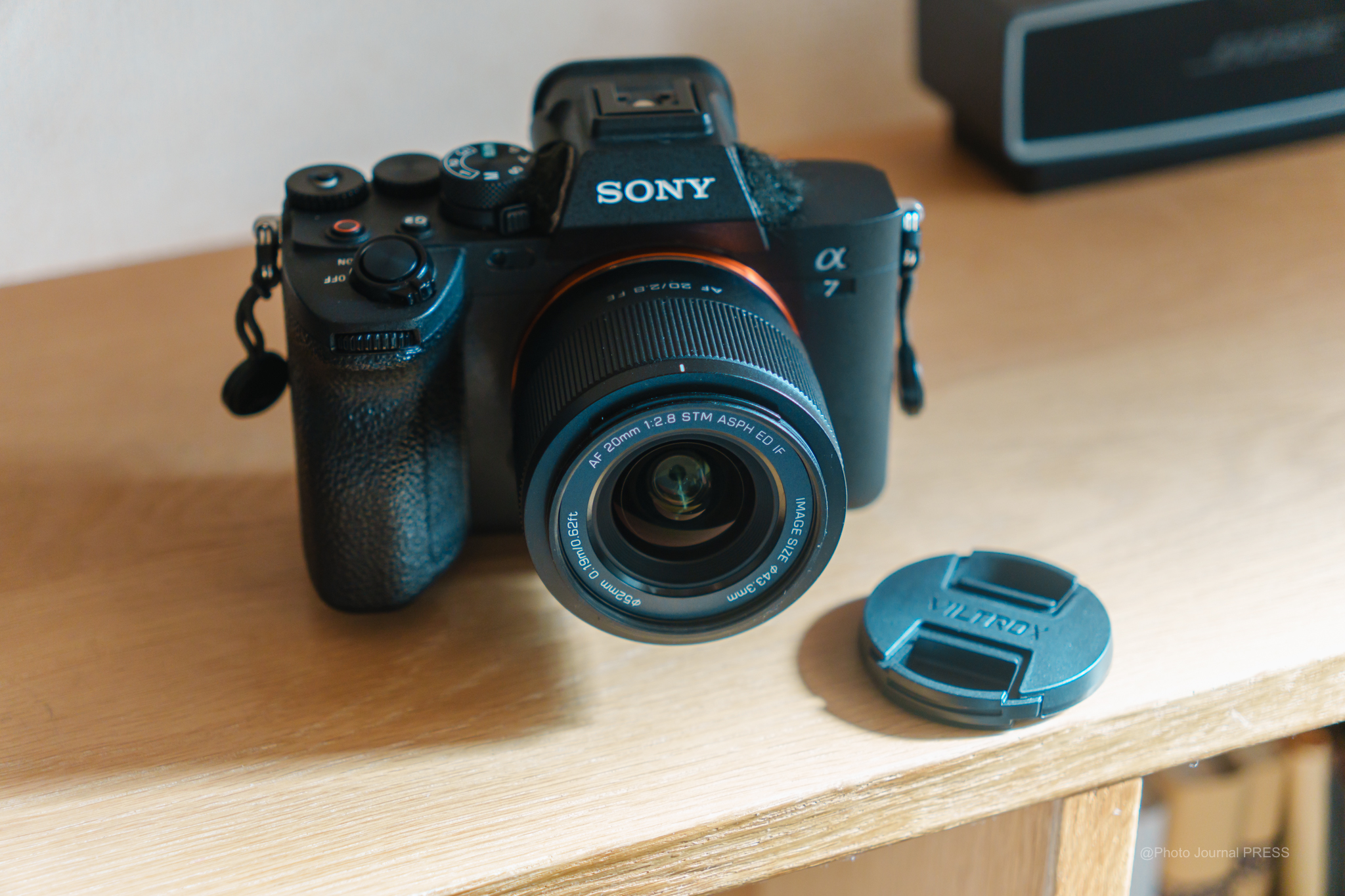 レビュー】 Viltrox 20mm F2.8 AF / お手頃な価格で20mm 単焦点レンズ