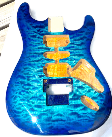 セレクトキルトトップ ブルーストラト完成！！ | Yuary Guitars