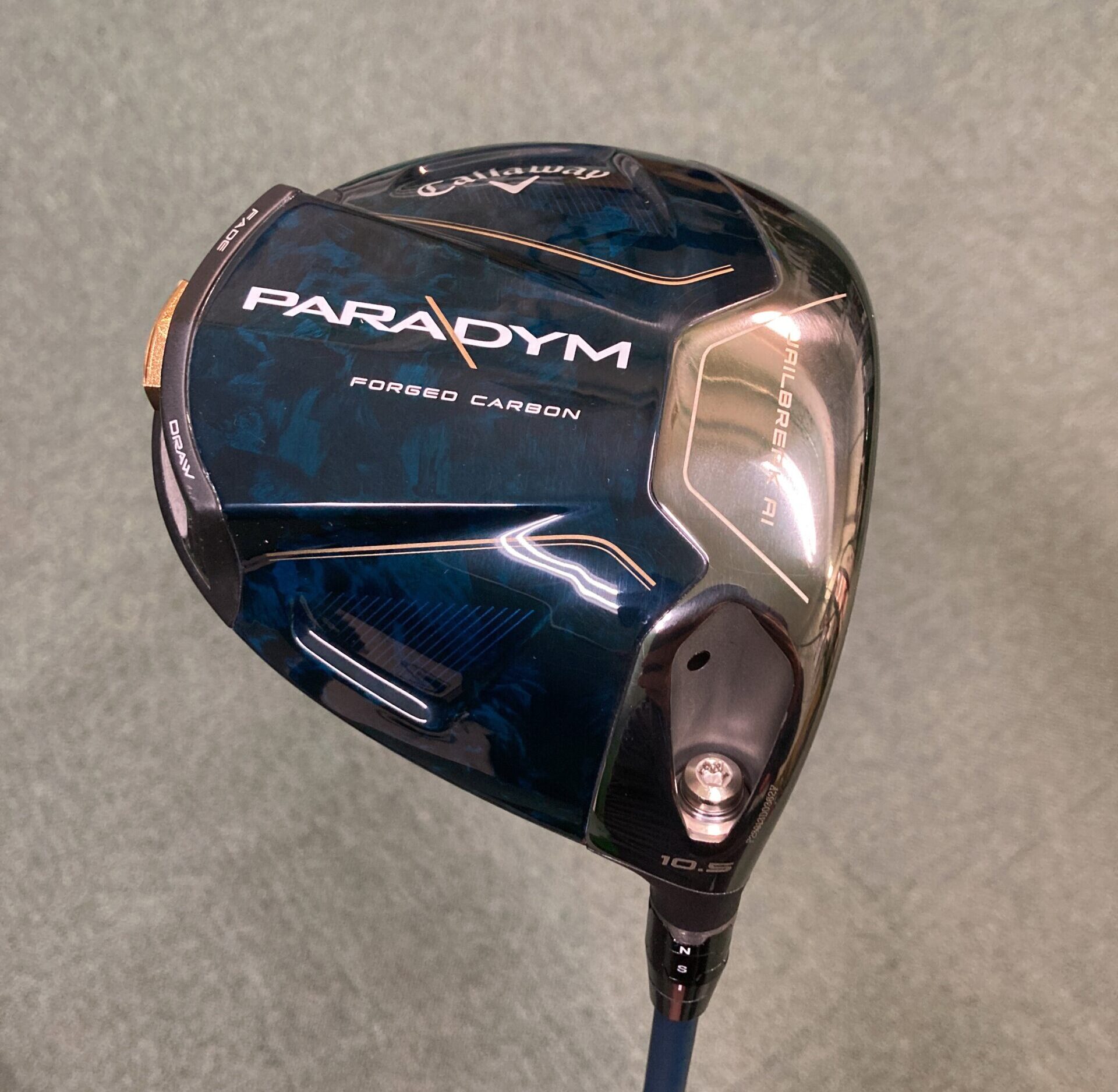 キャロウェイ・パラダイムドライバーの特徴を解説｜カーボンで実現した