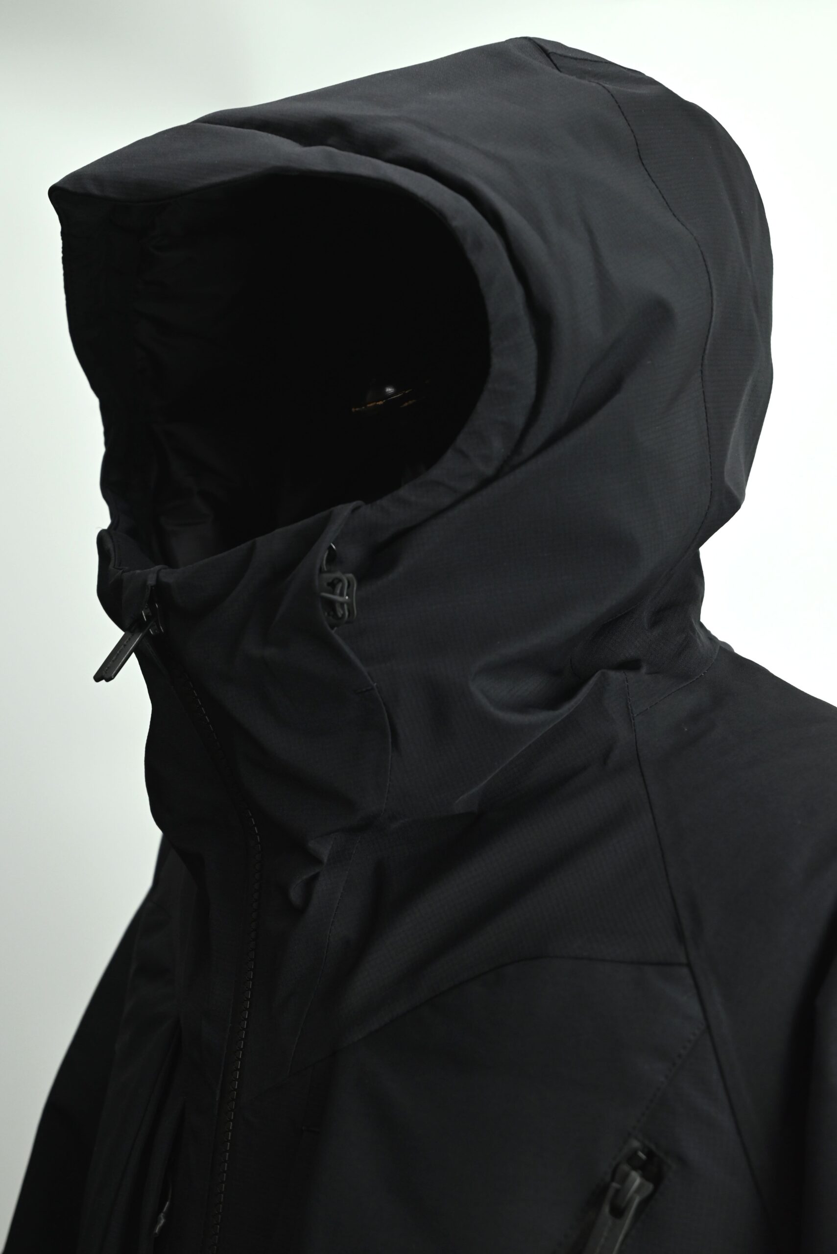 White Mountaineering / GORE-TEX DOWN JKT - good LIFE STORE