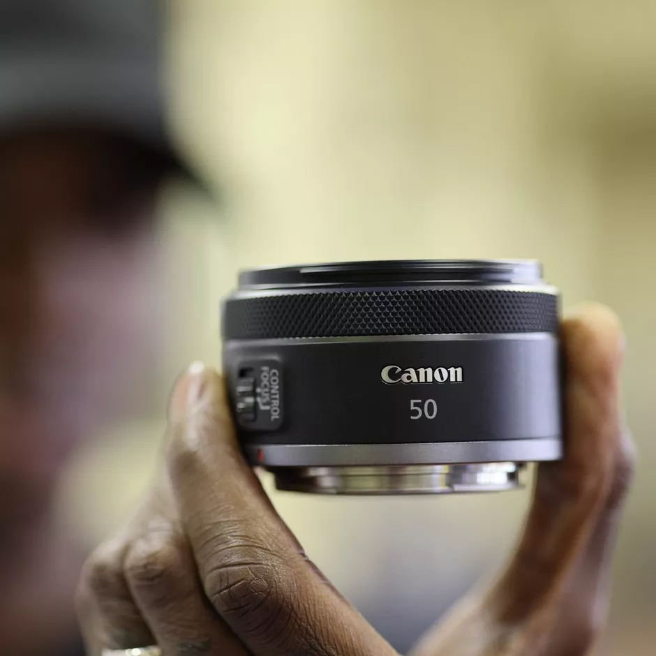 Kopen Canon RF 50mm F1.8 STM-lens — Canon Nederland Store