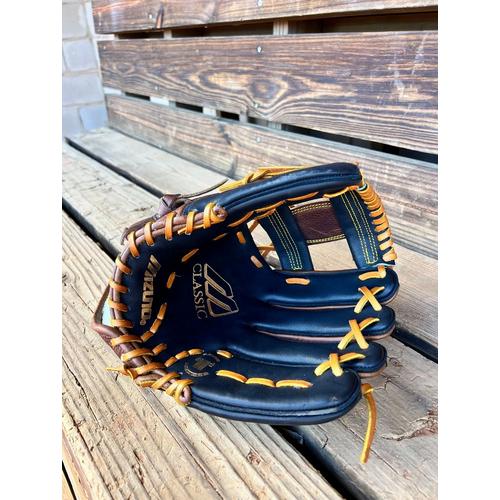 Chipper Jones MCL-5001 Classic Pro '99 11.75