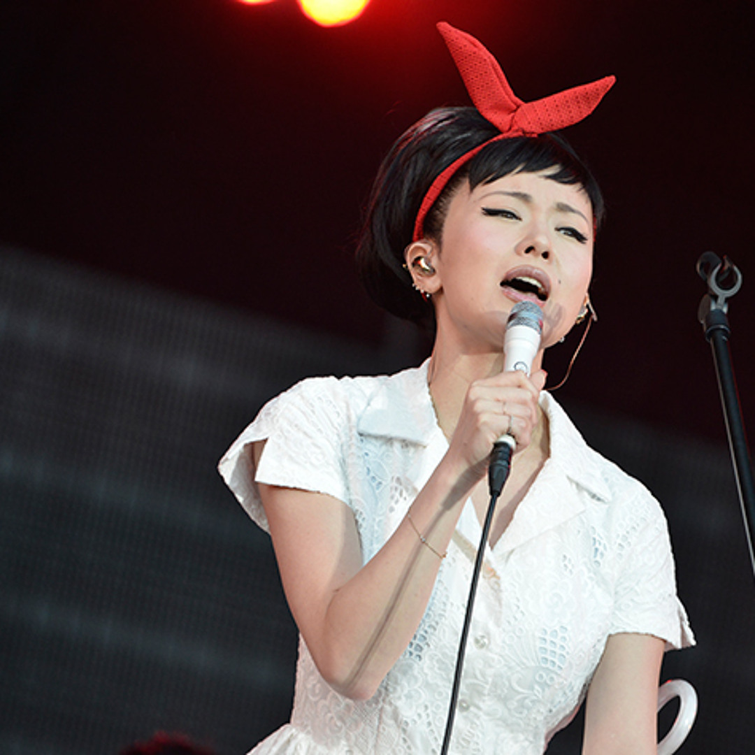 artworks-000303371436-2hb05z-