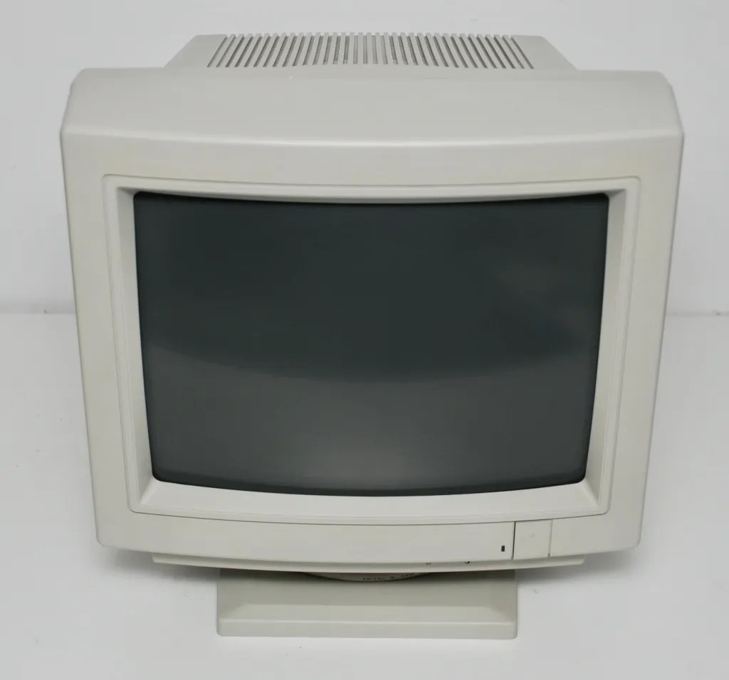 Apple Performa Plus Display - Old Crap Vintage Computing