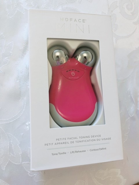 イギリスで購入した海外美顔器【NuFACE Mini】ニューフェイスミニ