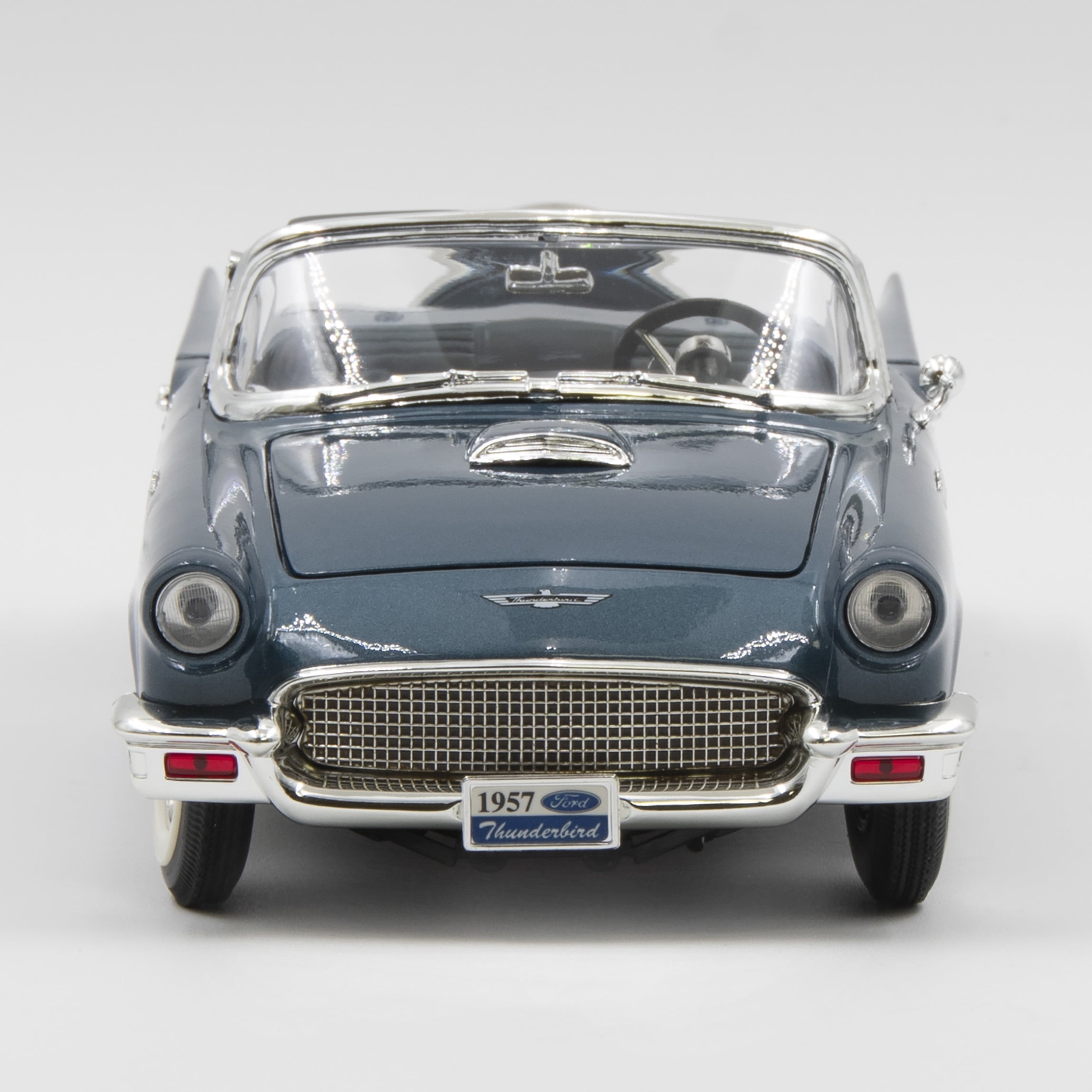 Yat Ming Scale 1:18 - 1957 Ford Thunderbird with Removable Hard