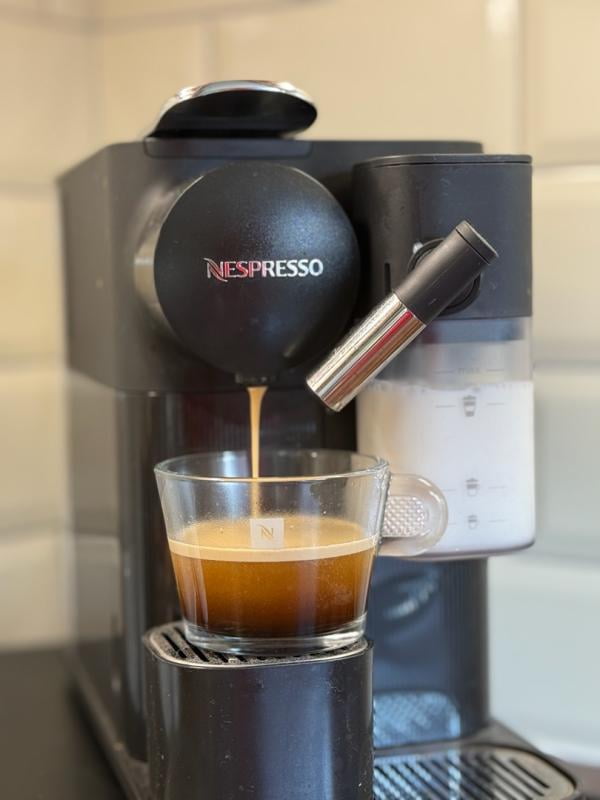 Nespresso Lattissima One Espresso Capsule Machine, Single-Serve