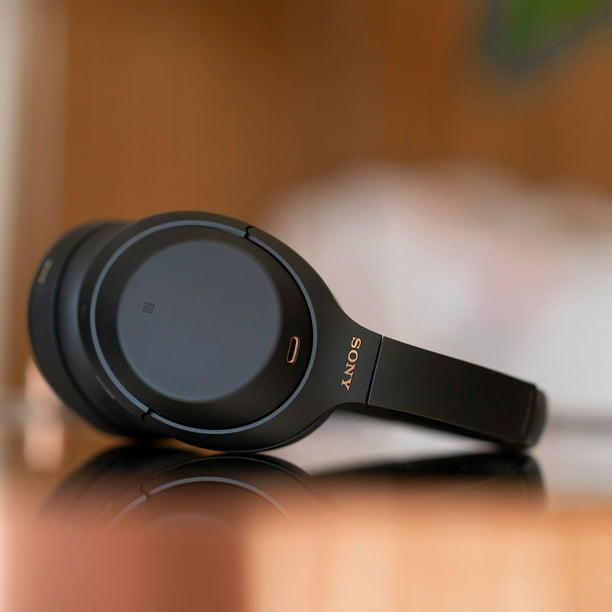 Sony WH1000XM4 Noise-Cancelling Over-the-Ear Wireless Bluetooth