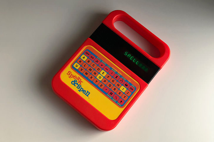 世界中のアーティストから愛されたSpeak & Spellの復刻版が発売