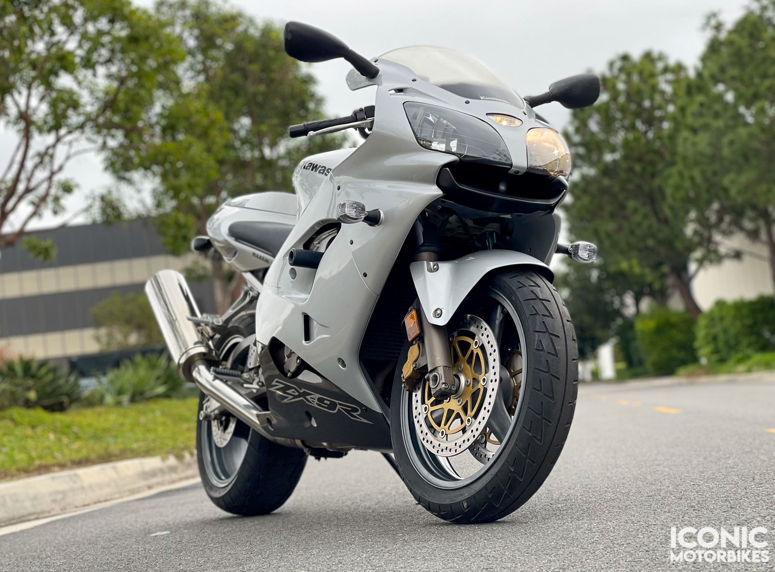 No Reserve – 2003 Kawasaki Ninja ZX-9R Project – Iconic Motorbike