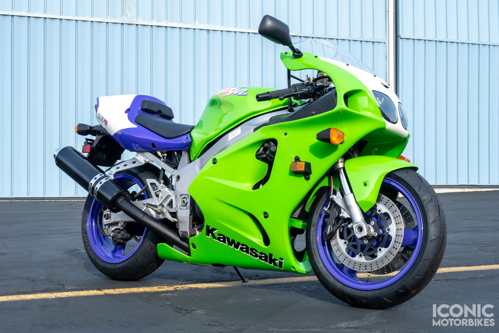 1996 Kawasaki ZX-7RR N1 (Schuetze Collection) – Iconic Motorbike