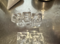 製氷機メンテナンスと清掃 - 氷の錬金術師