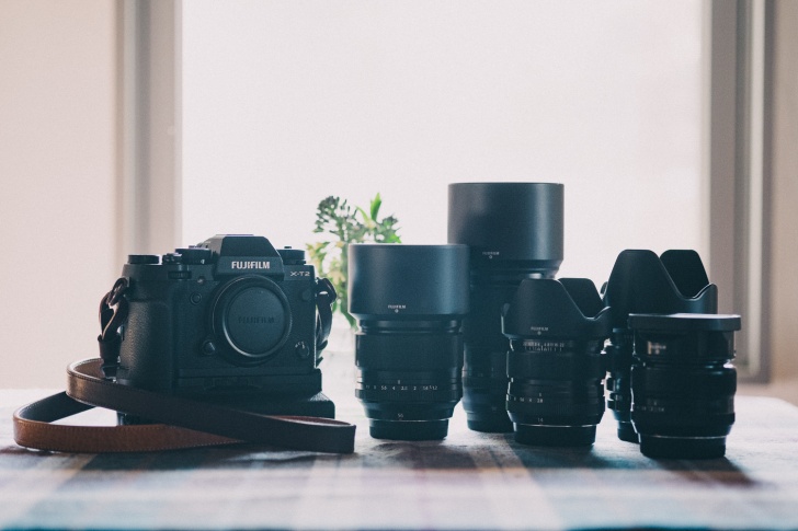 プロでもメイン機として使えるミラーレス『FUJIFILM X-T2』のレビュー