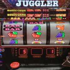 ファンキージャグラー2 パチスロ スロット 機械割 天井 初打ち 打ち方