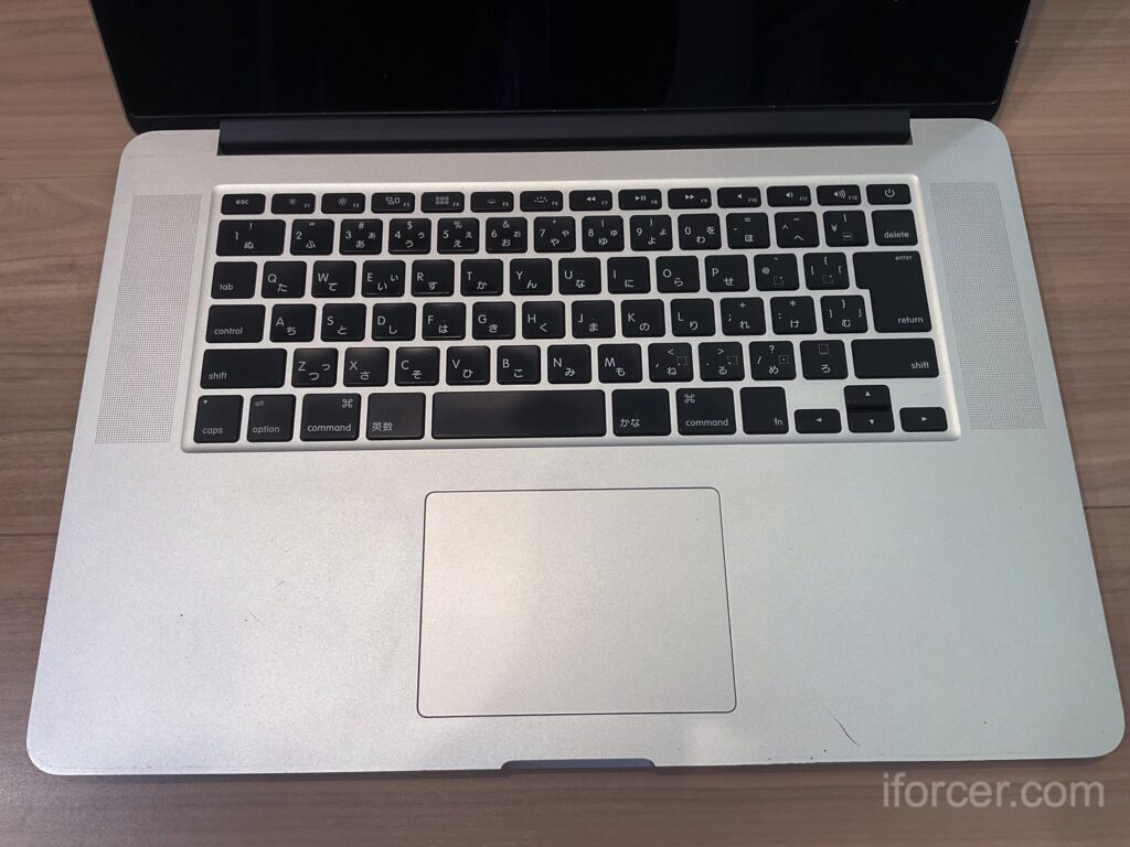 人生初の15インチ]自称Apple信者が中古MacBook Pro 15インチ(Mid 2015