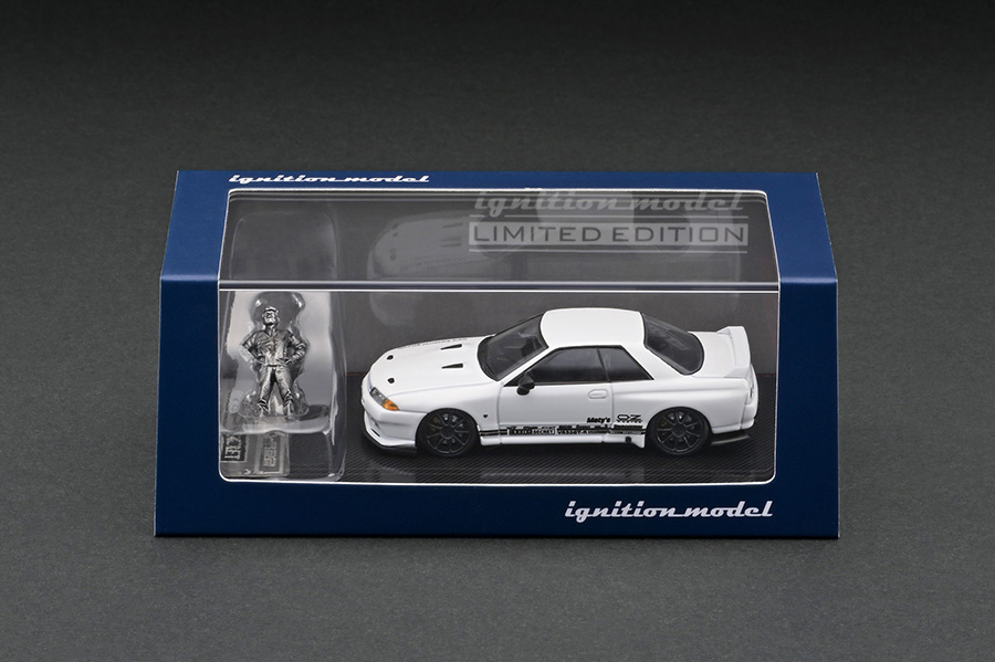 IG2389 1/64 TOP SECRET GT-R (VR32) White With Mr.Nagata ※メタル