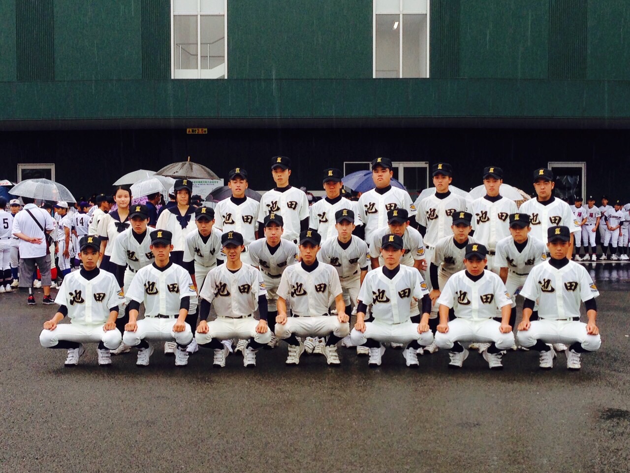 全国高校野球県予選、野球部延長12回を制し初戦突破 | 学校法人 池田学園