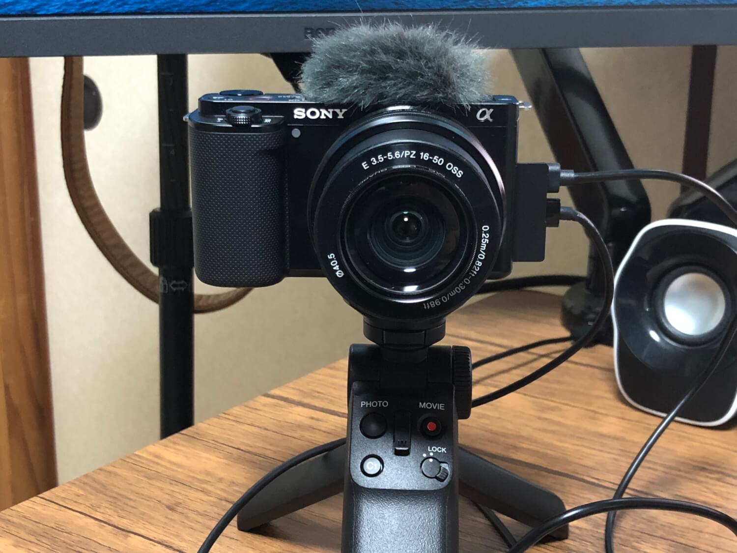 VLOGフルセット】SONY ZVE10➕三脚•レンズ•掃除セット•収納ケース