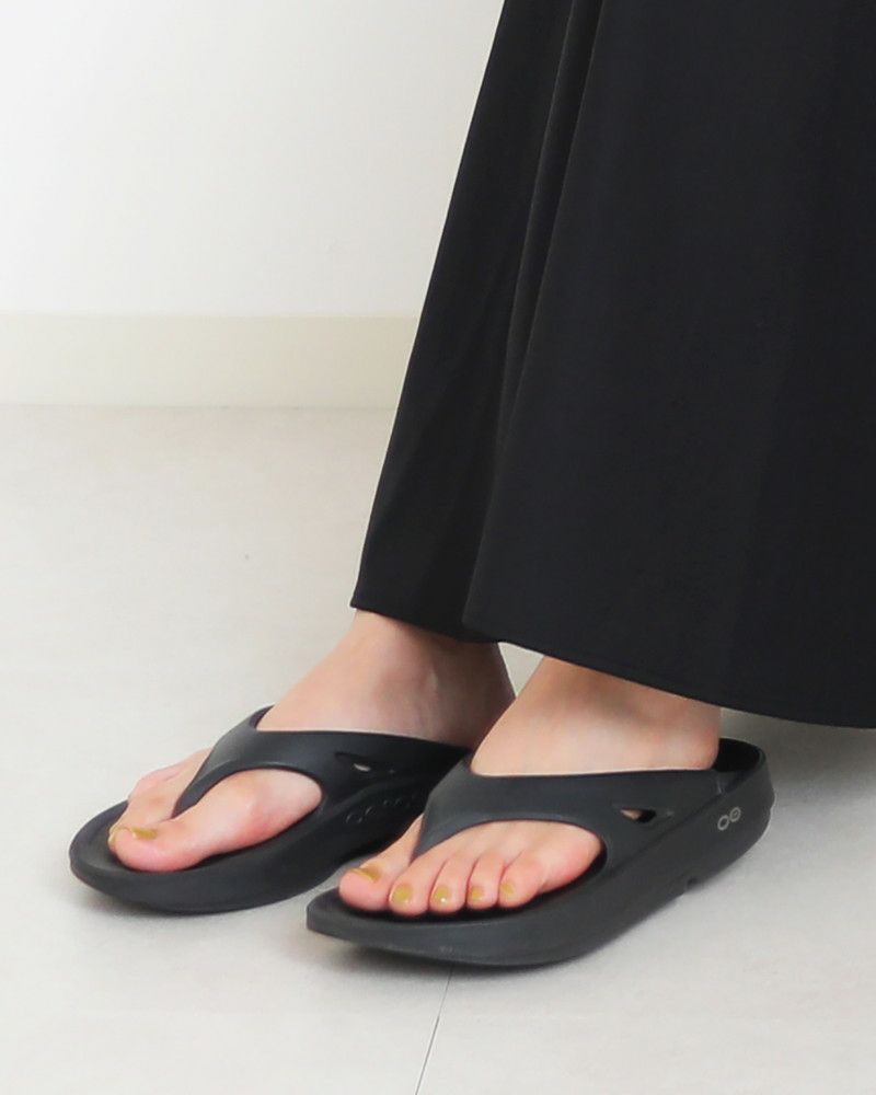 OOFOS］OOriginal リカバリーサンダル レディースサイズ ウー