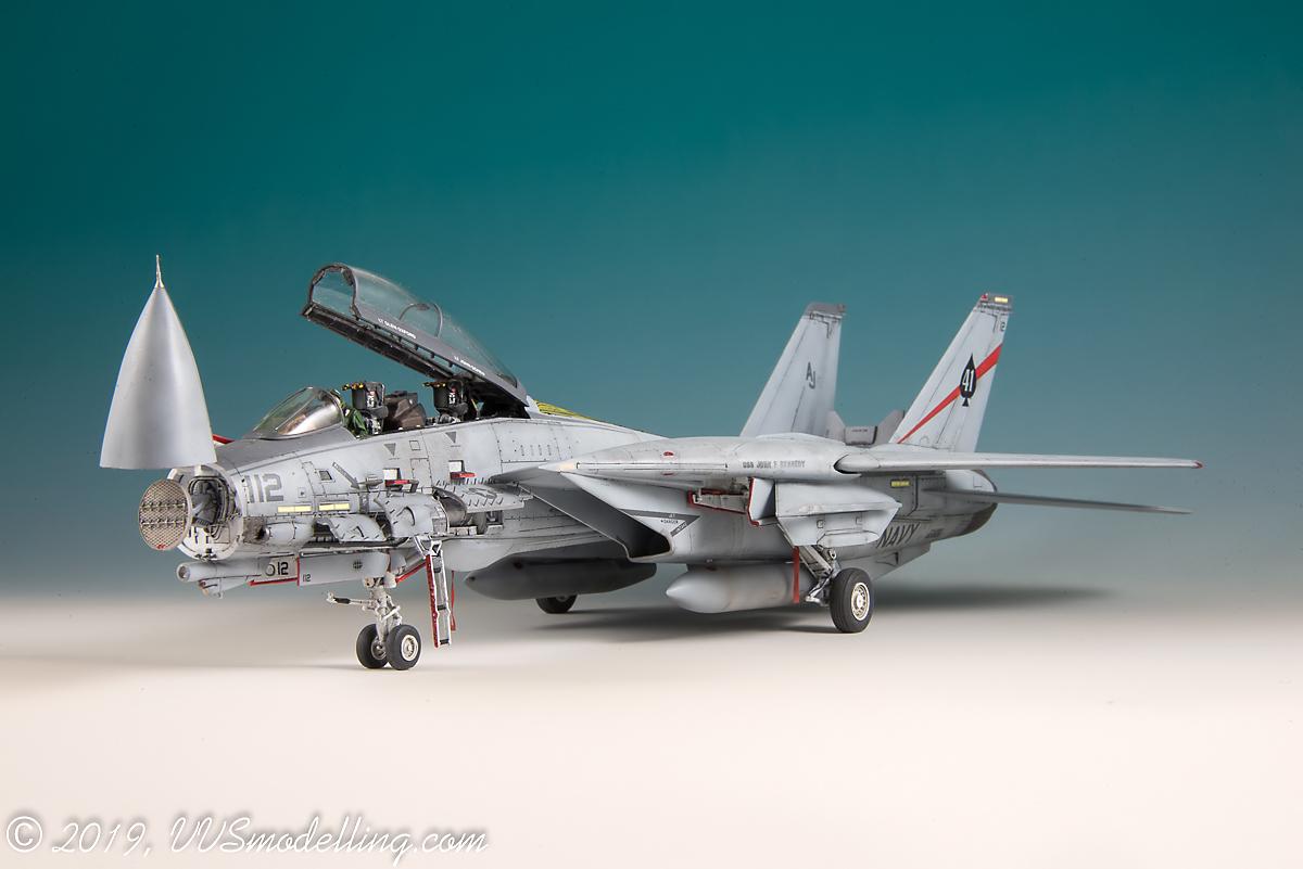 Grumman F-14A Tomcat; VF-41 Black Aces (FineMolds 1:72) - 1/72 F