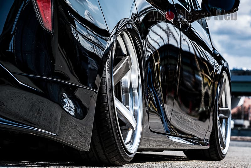 車高短プリウスに激オシ!! 「脚のスペシャリスト」が手がけた超薄型