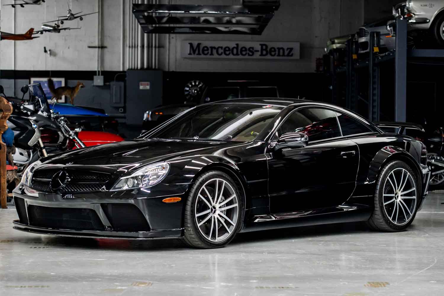 350台のみのメルセデス・ベンツ「SL65 AMG ブラックシリーズ」が流札