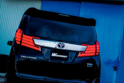 トヨタ30系「アルヴェル」を光で魅せる！ 手軽に機能美もプラスできる