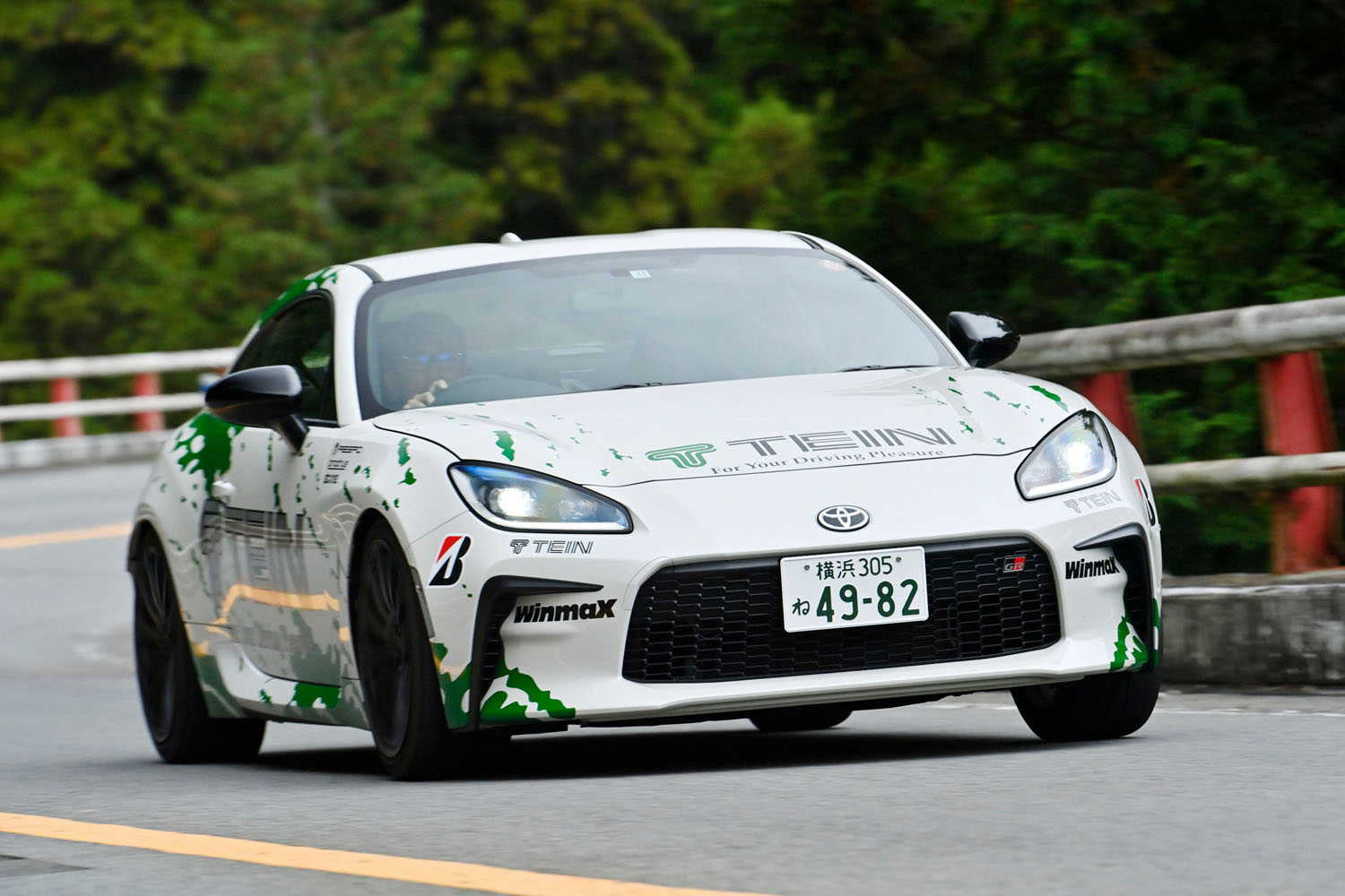 新次元コーナリングを実現した「ジャーク」の意味を知ってる？ 「GR86