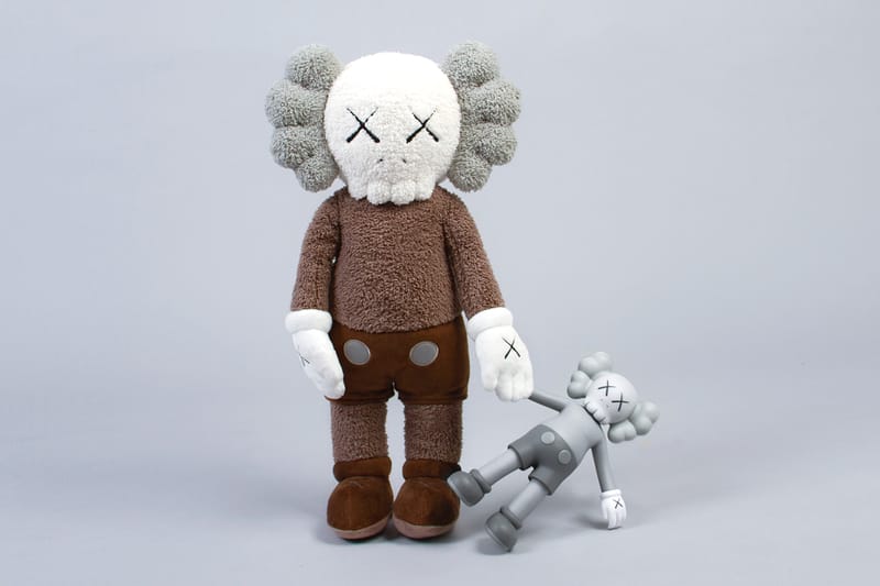 KAWS 'KAWS:HOLIDAY' Plush Set Release | Hypebeast